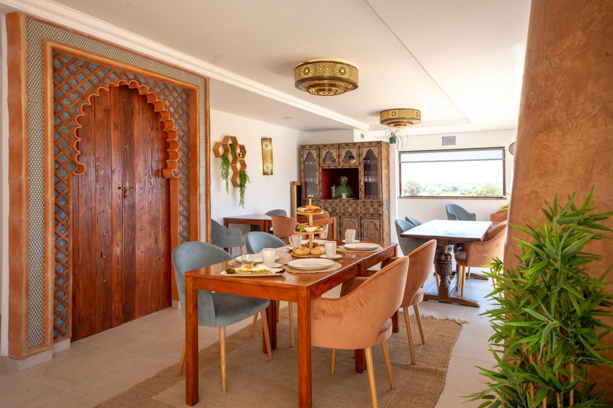 Al Karob Yoga Boutique Hotel Guia  Luaran gambar