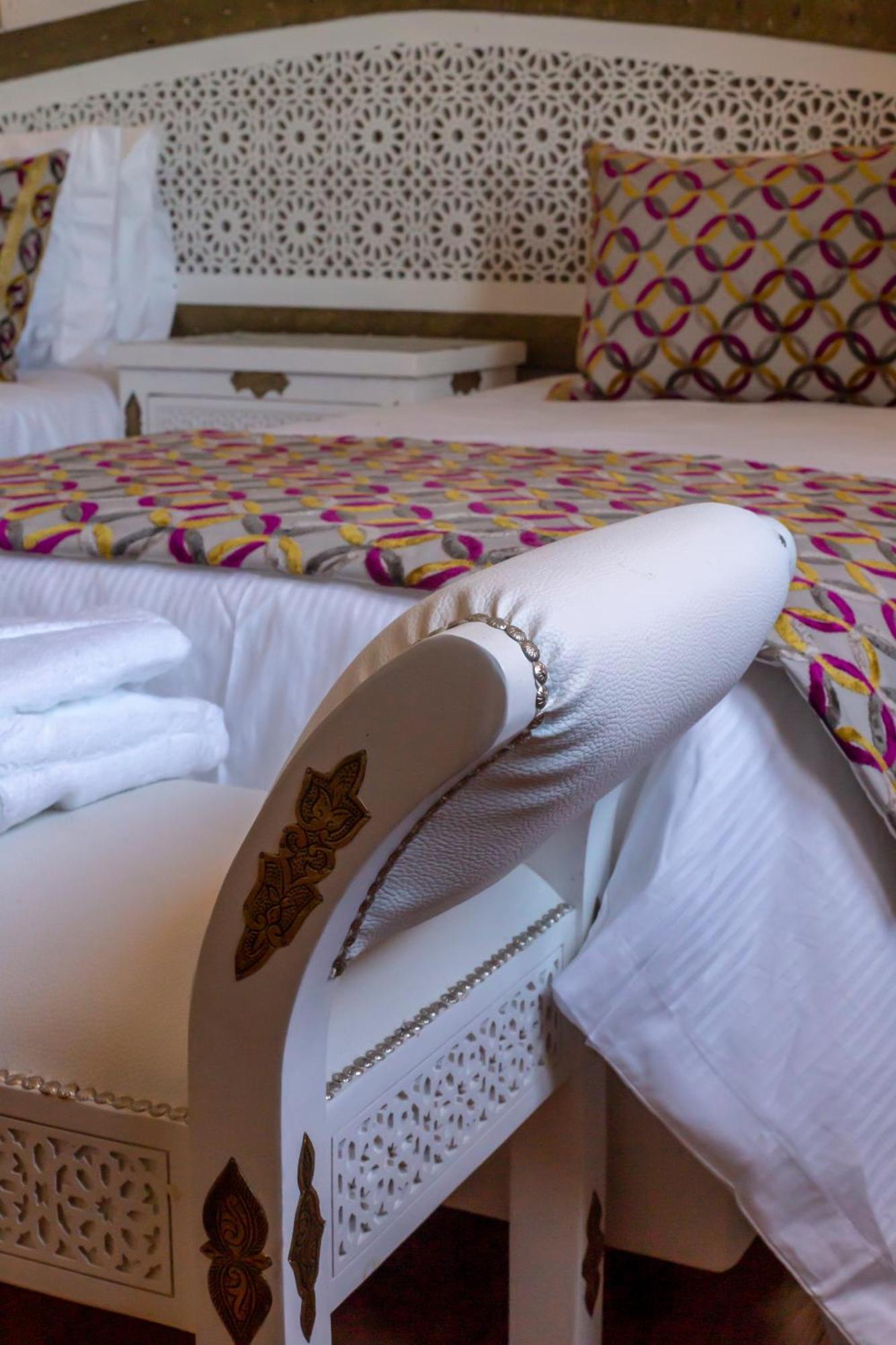 Al Karob Yoga Boutique Hotel Guia  Luaran gambar