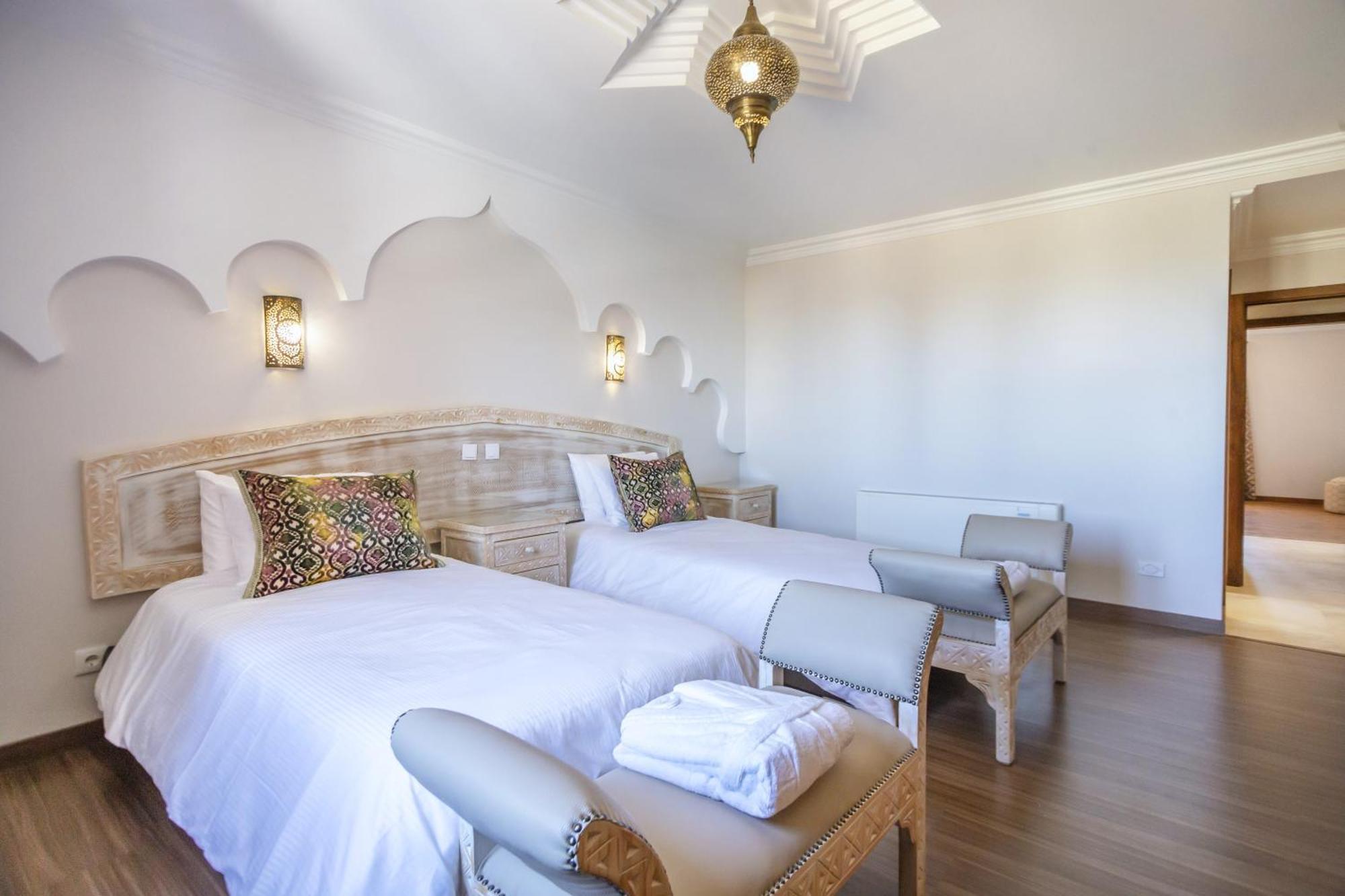 Al Karob Yoga Boutique Hotel Guia  Luaran gambar