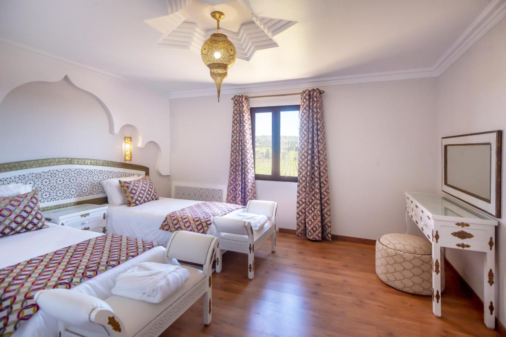 Al Karob Yoga Boutique Hotel Guia  Luaran gambar